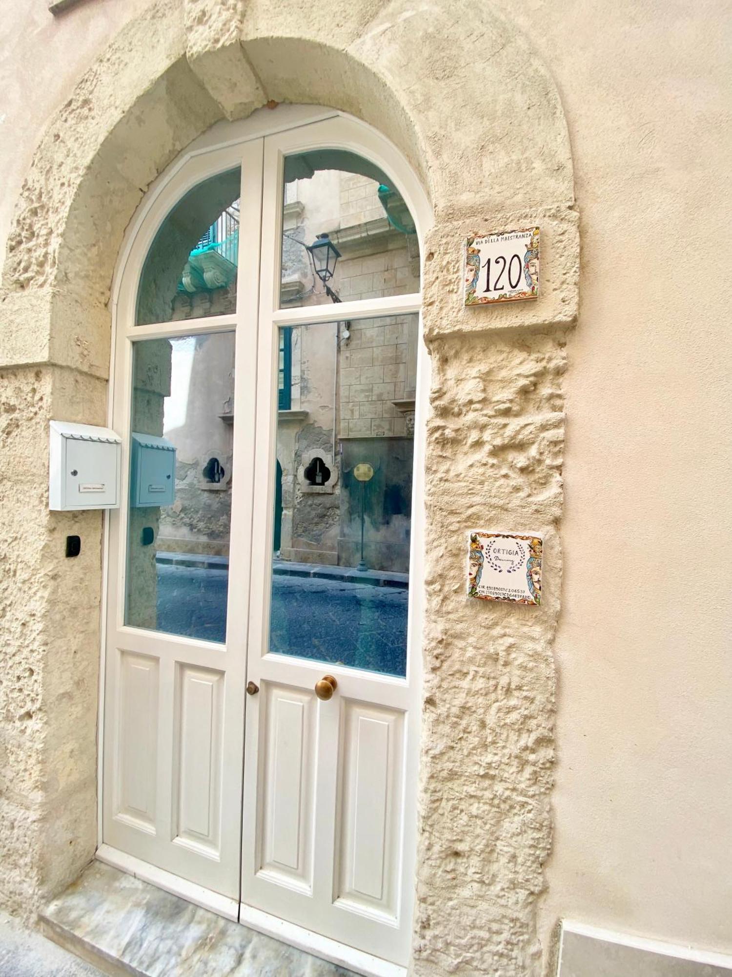 Ortigia Dreaming Appartement Syracuse Buitenkant foto